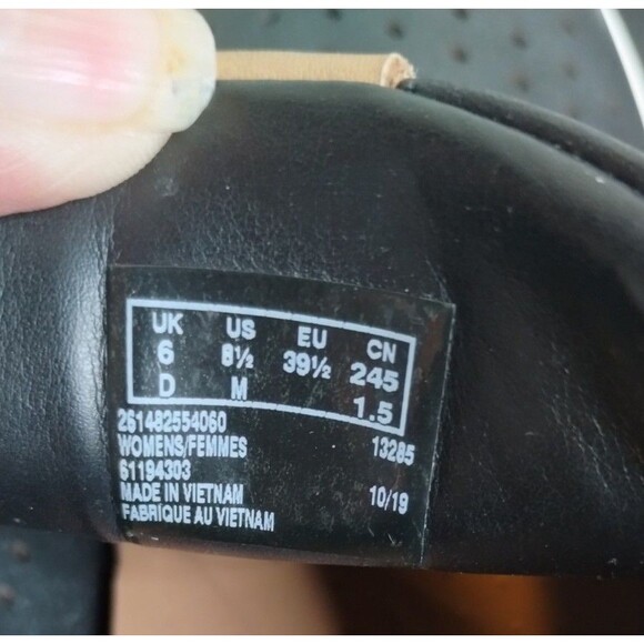 Clarks Unstructured Ladies Casual Trainers 'Un Rio' Women's Size 8.5 NWOT - Picture 8 of 8